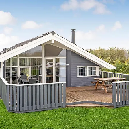Hébergement de vacances Magnifique Maison À Tarm Avec Sauna *
